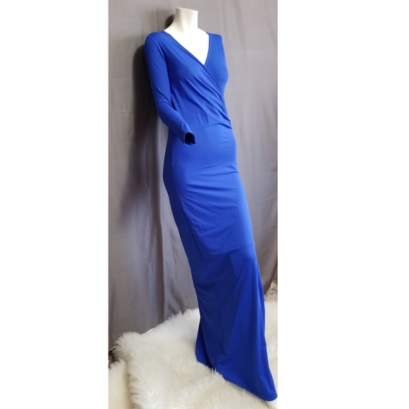⭕️5/$25⭕️ Like New! Long Sleeve Stretch Gown W/Slit - Picture 3 of 7